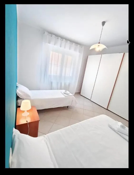 Apartment Casa A Rimini A 100 Mt Dal Mare Due Camere E Due Bagni Cucina E Salotto